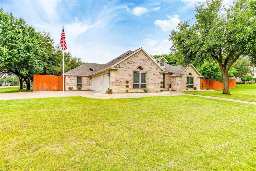 Burleson, TX 76028,3416 Oak Leaf Drive