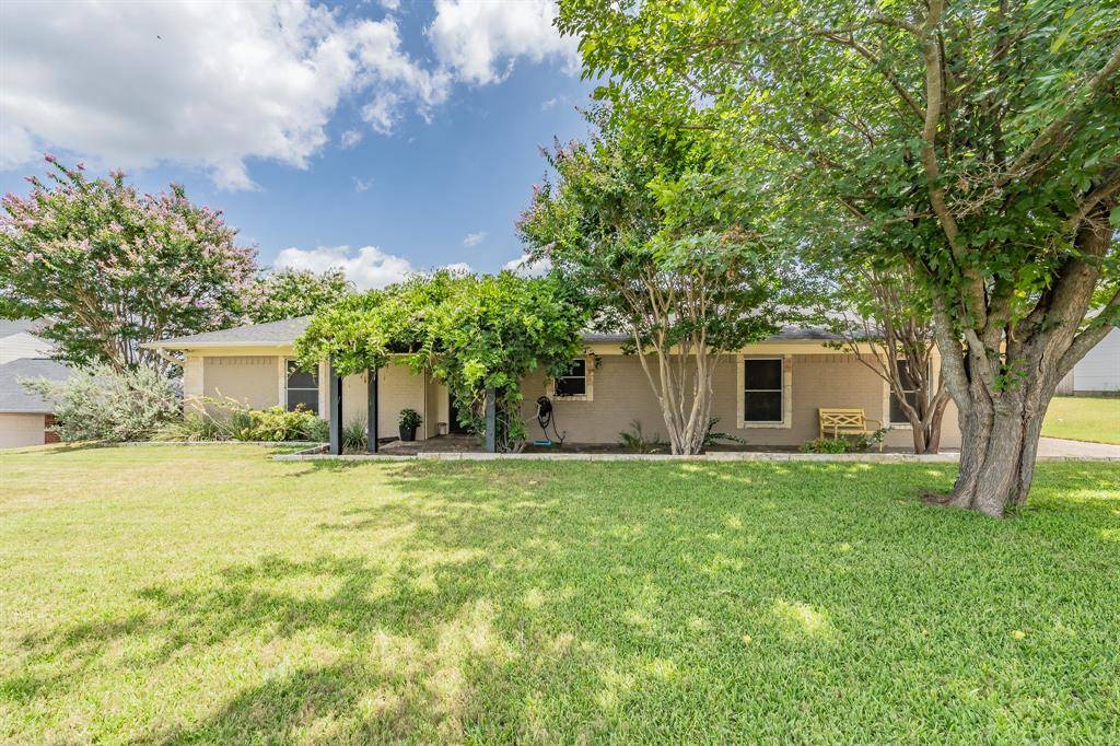 Joshua, TX 76058,509 Hilltop Place