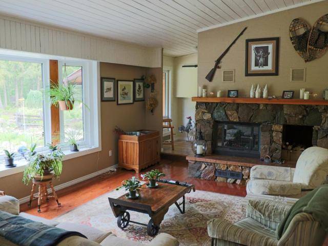 760 BIRCH DRIVE, Clearwater, BC V0E 1N1