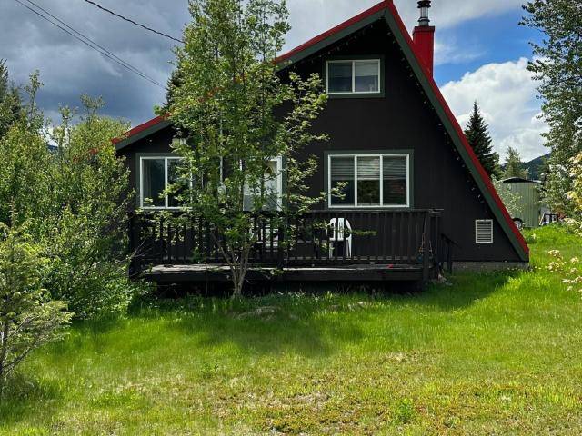 5928 5TH AVE, Blue River, BC V0E 1J0
