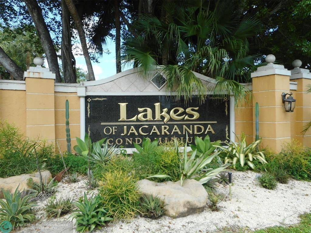 Plantation, FL 33324,10733 Cleary Blvd  #306