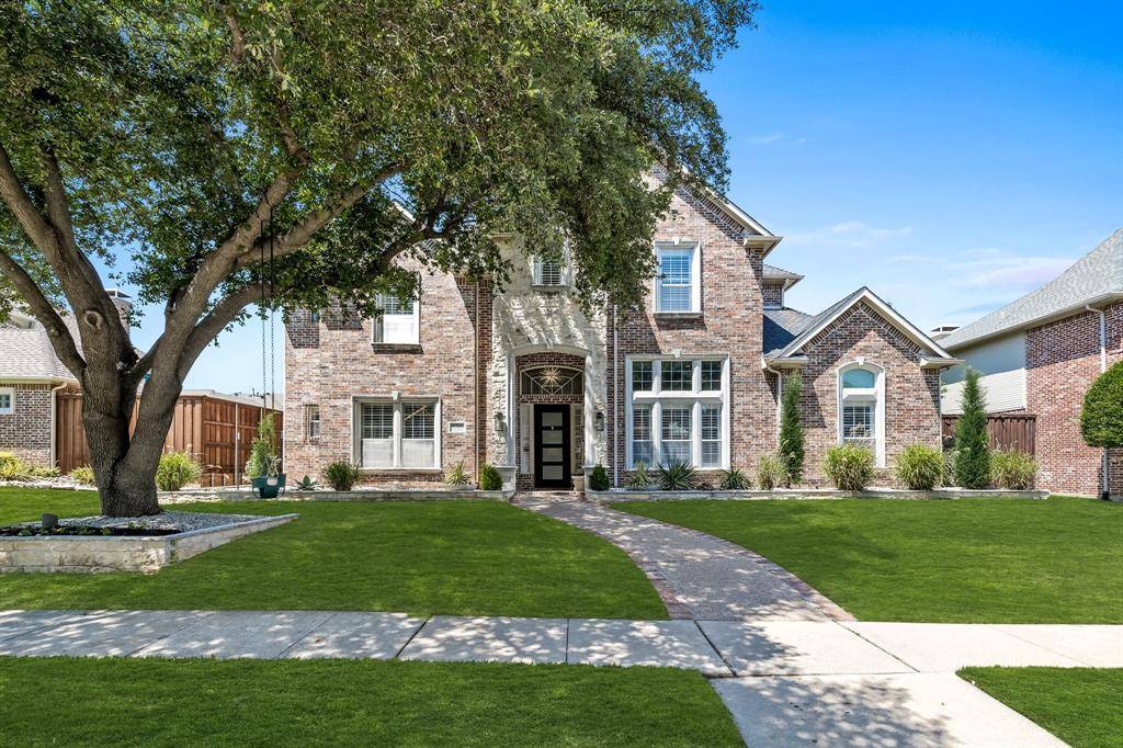 Plano, TX 75093,5725 Clarendon Drive