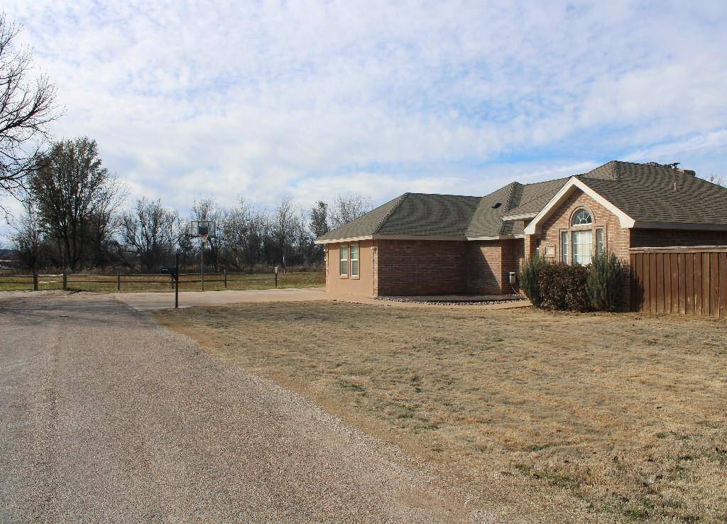 Tuscola, TX 79562,722 4th Street