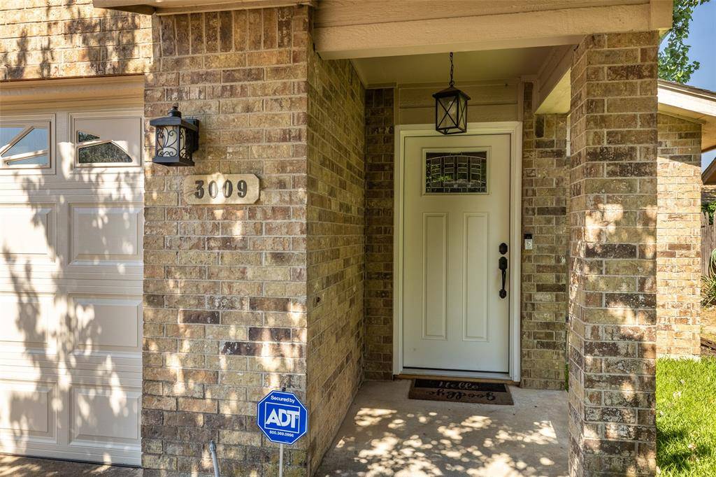 Bedford, TX 76021,3009 Carolyn Court