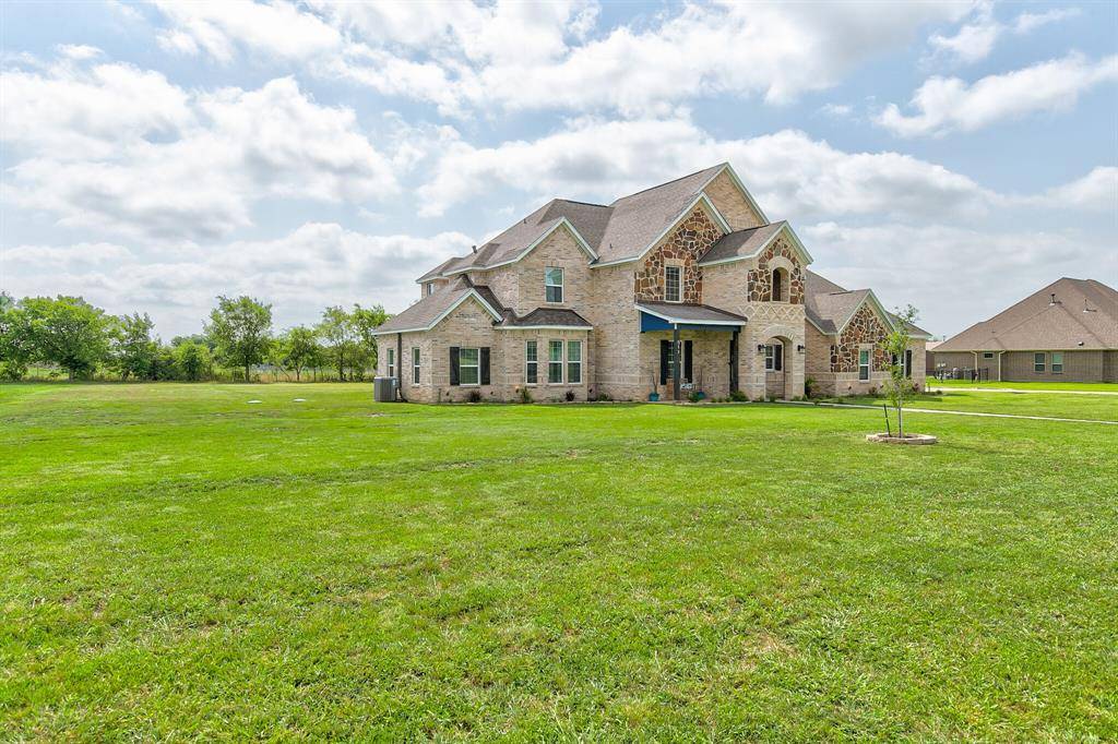 Crowley, TX 76036,517 Gipson Manor Court