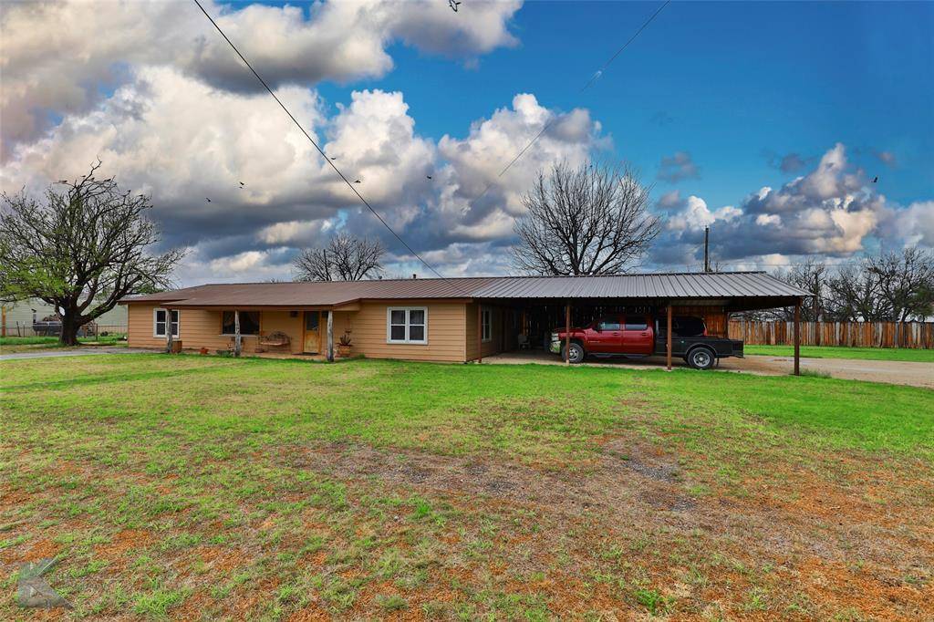 Tye, TX 79563,109 Coke Street