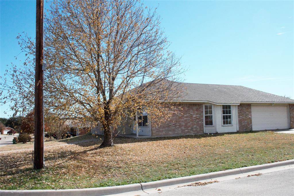 San Saba, TX 76877,113 Burkett Drive