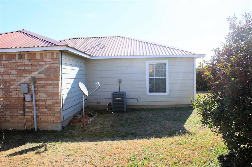 San Saba, TX 76877,107 Burkett Drive