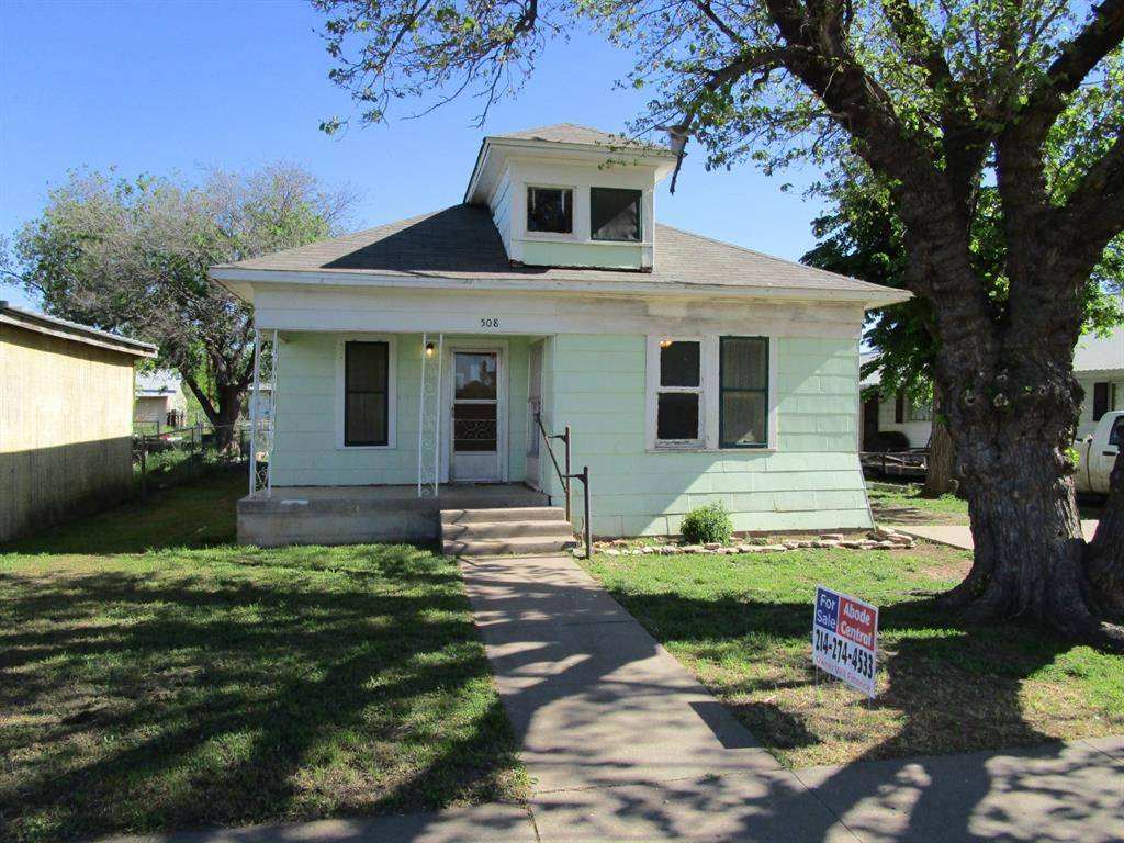 Quanah, TX 79252,508 W 5th Street