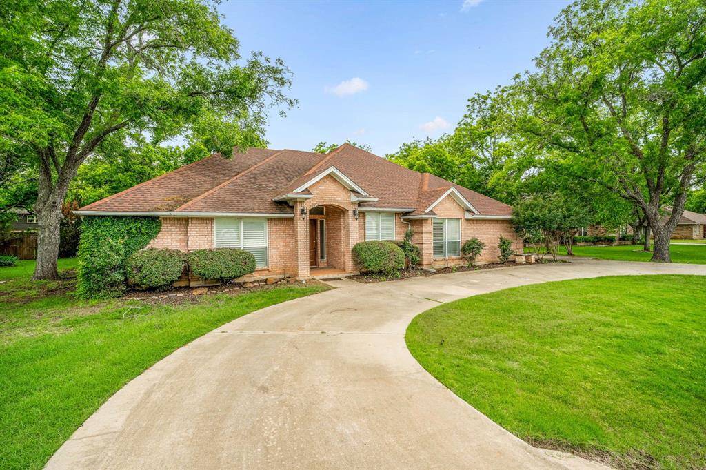 Granbury, TX 76049,9204 Hanging Moss Drive