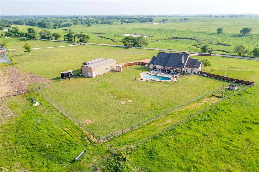 Grandview, TX 76050,6921 County Road 204