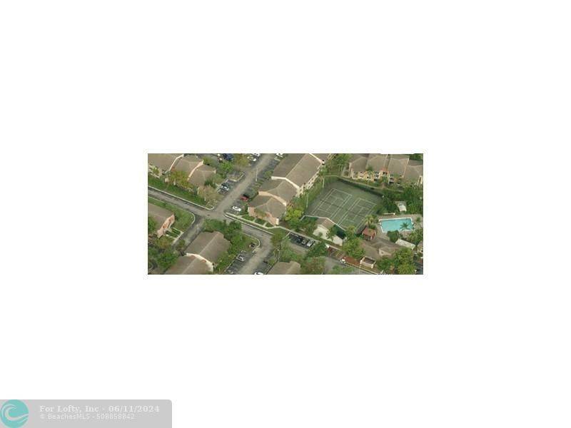 Hialeah, FL 33015,7020 NW 179th St  #109