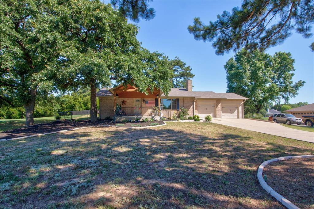 Lake Kiowa, TX 76240,104 Kiowa Drive W