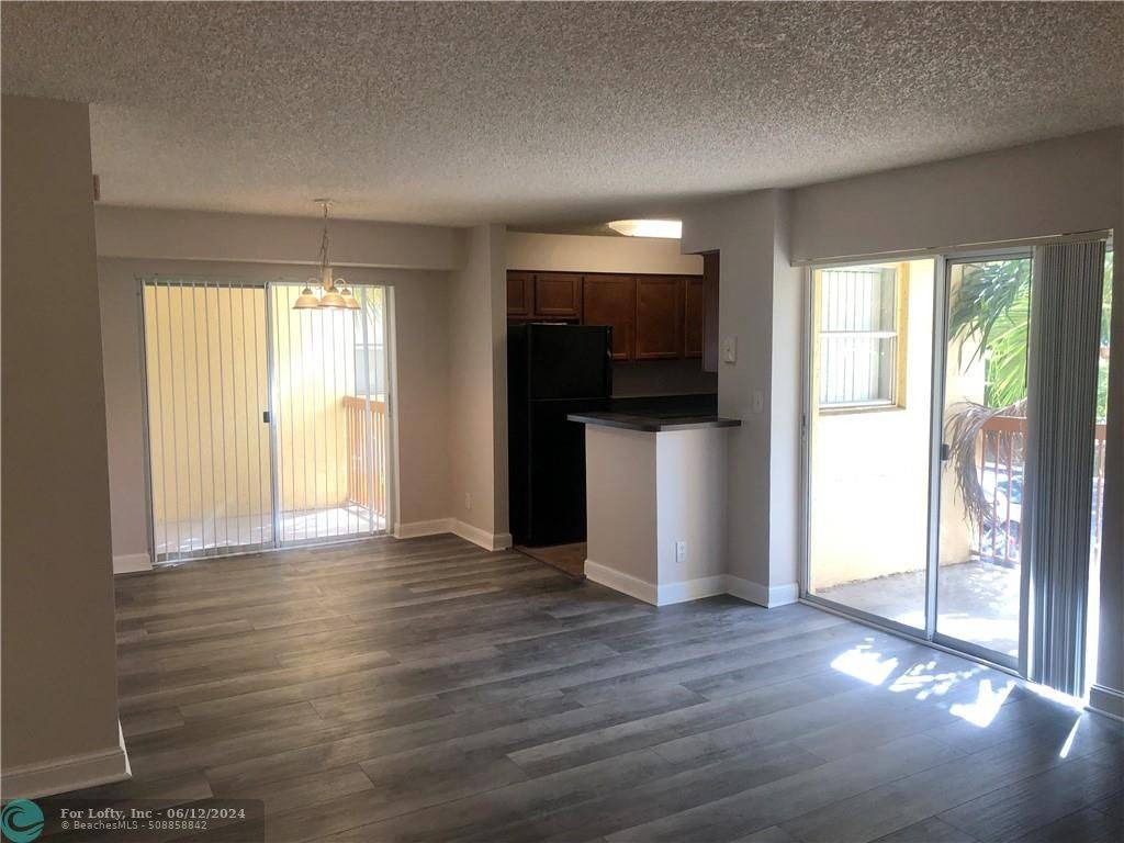 Tamarac, FL 33321,7660 WESTWOOD DR #614-6