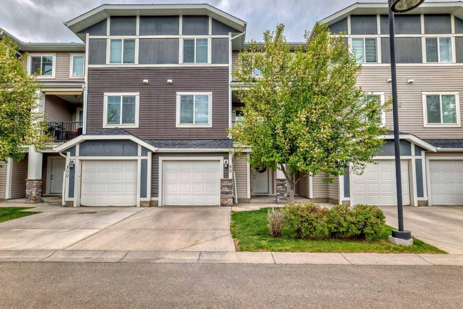 Chestermere, AB T1X 0P6,300 Marina DR #99