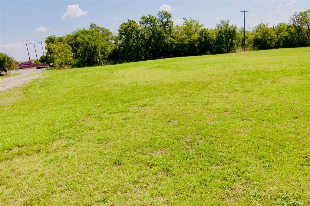 Clinton, OK 73601,600 Opal Avenue #LOT