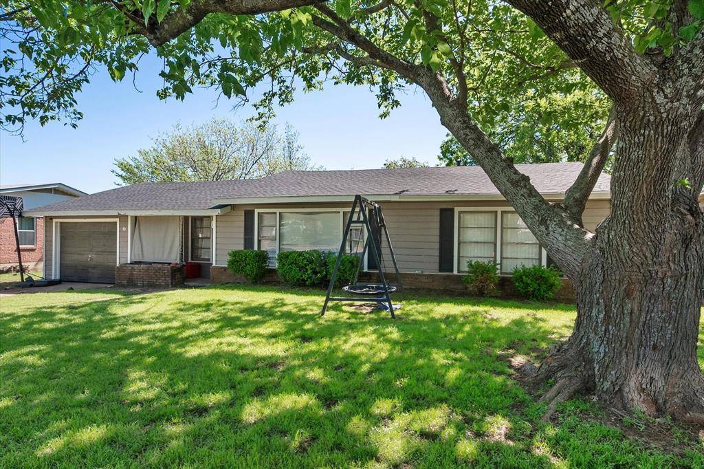 Keene, TX 76059,107 Oakwood Drive