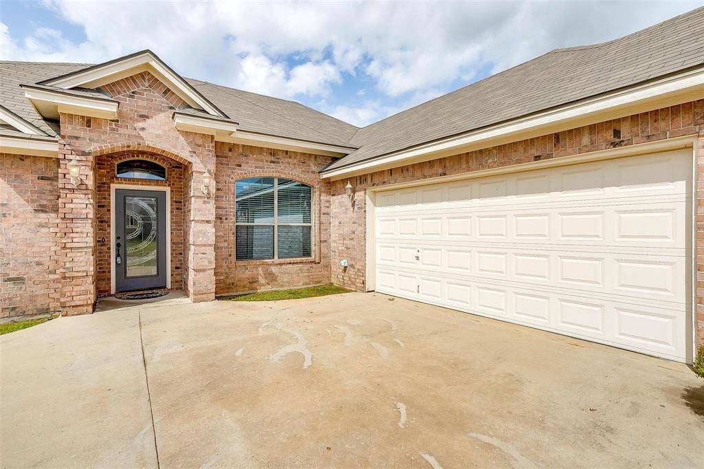 Weatherford, TX 76086,324 Jade Lane