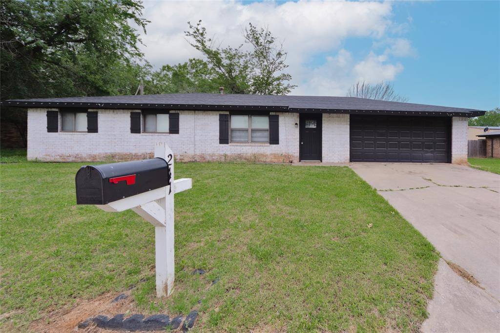 Bowie, TX 76230,241 Alicia Street