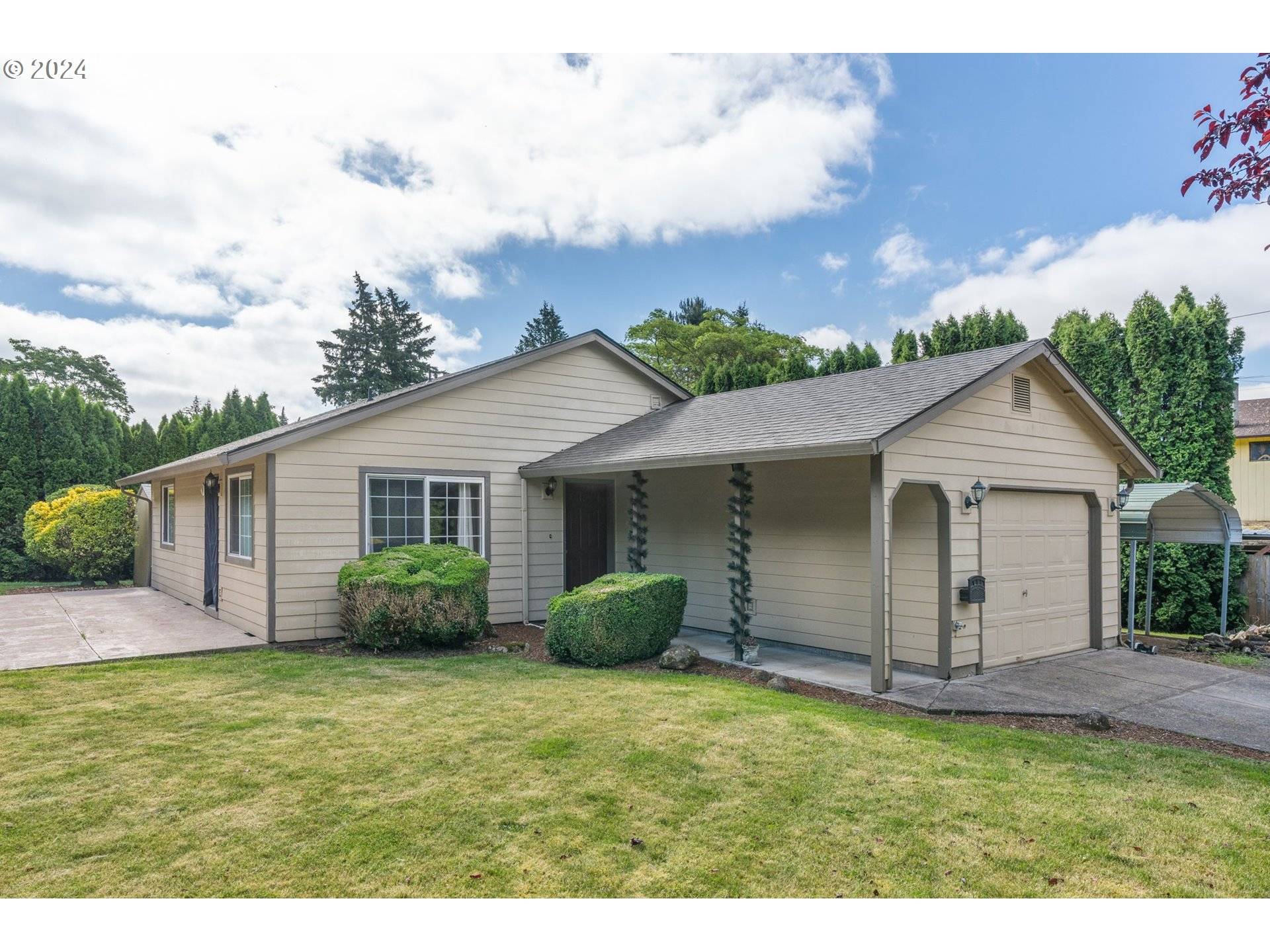 Washougal, WA 98671,422 10TH ST