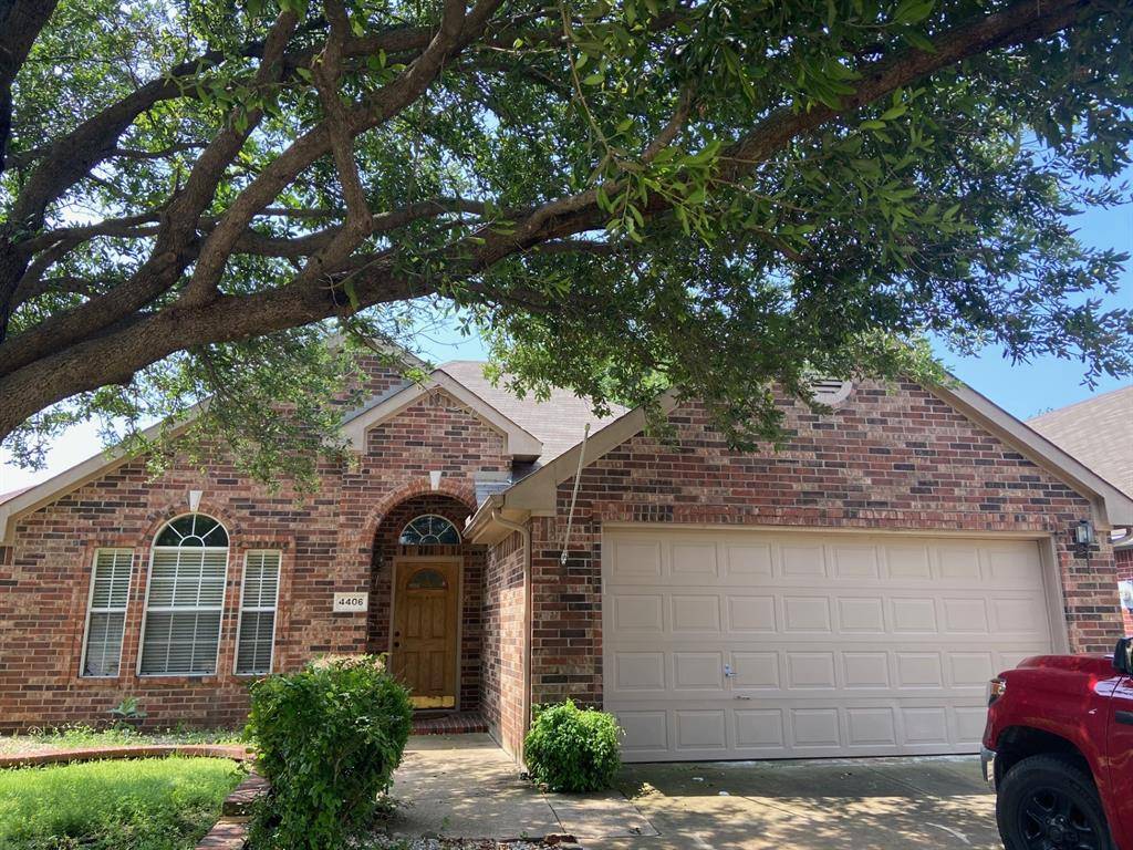 Corinth, TX 76208,4406 Shadow Oak Drive