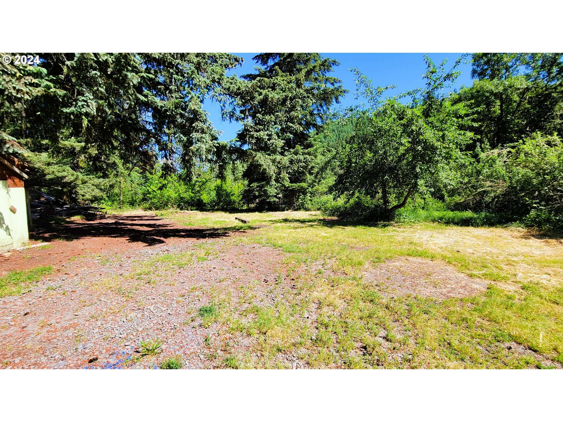 Dorena, OR 97434,37875 ROW RIVER RD