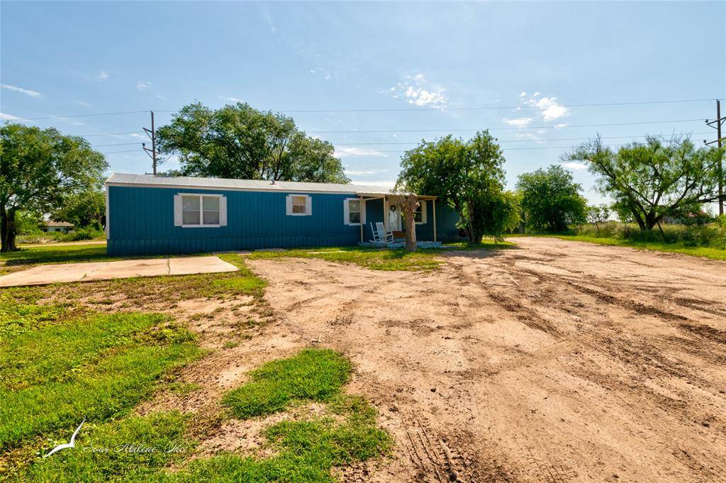 Hamlin, TX 79520,20 NE 12th Street