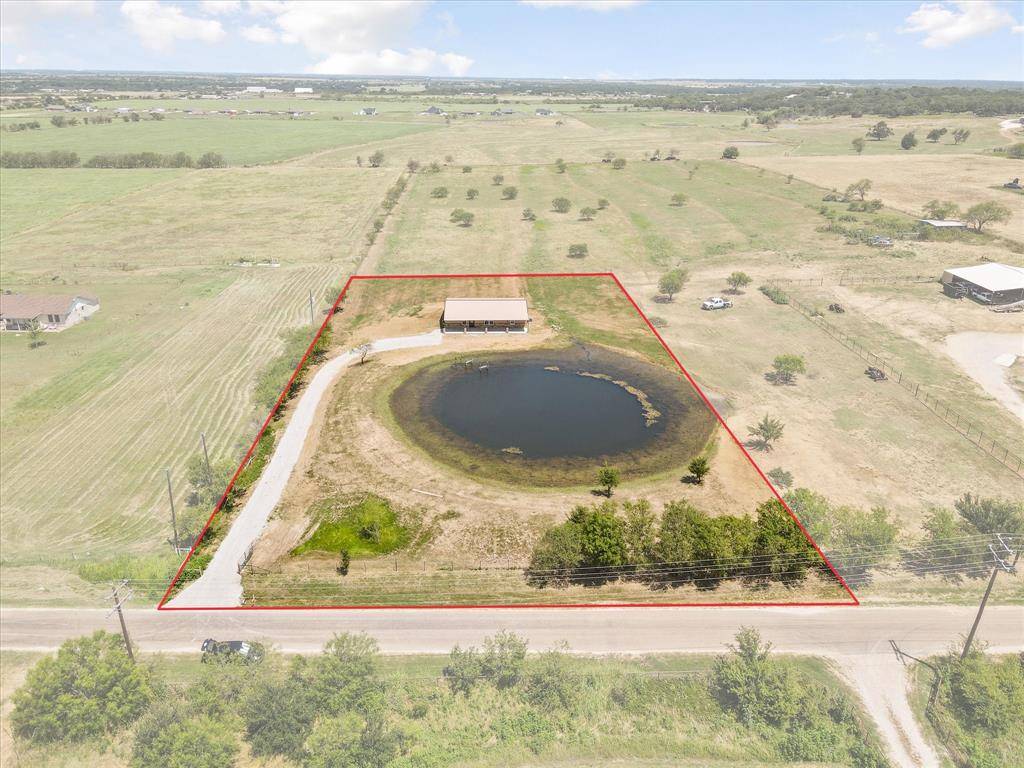 Rio Vista, TX 76093,1721 County Road 1102