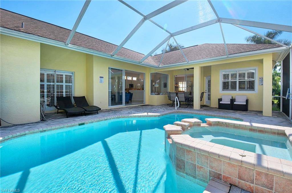 2003 Terrazzo LN, Naples, FL 34104