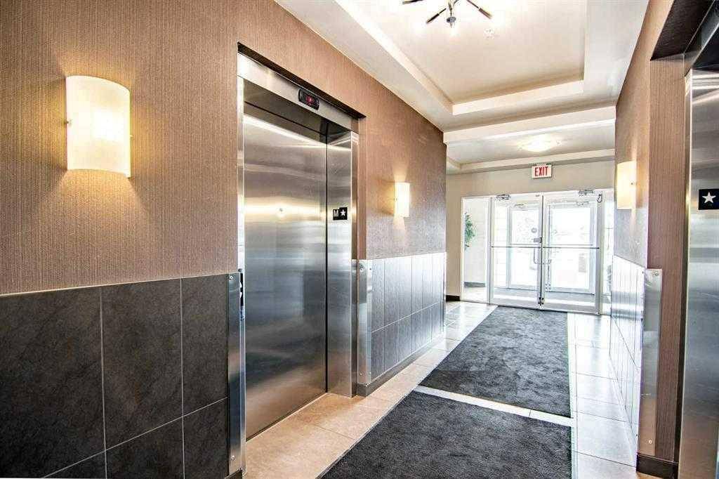 Sylvan Lake, AB T4S 2M9,100 Lakeway BLVD #302