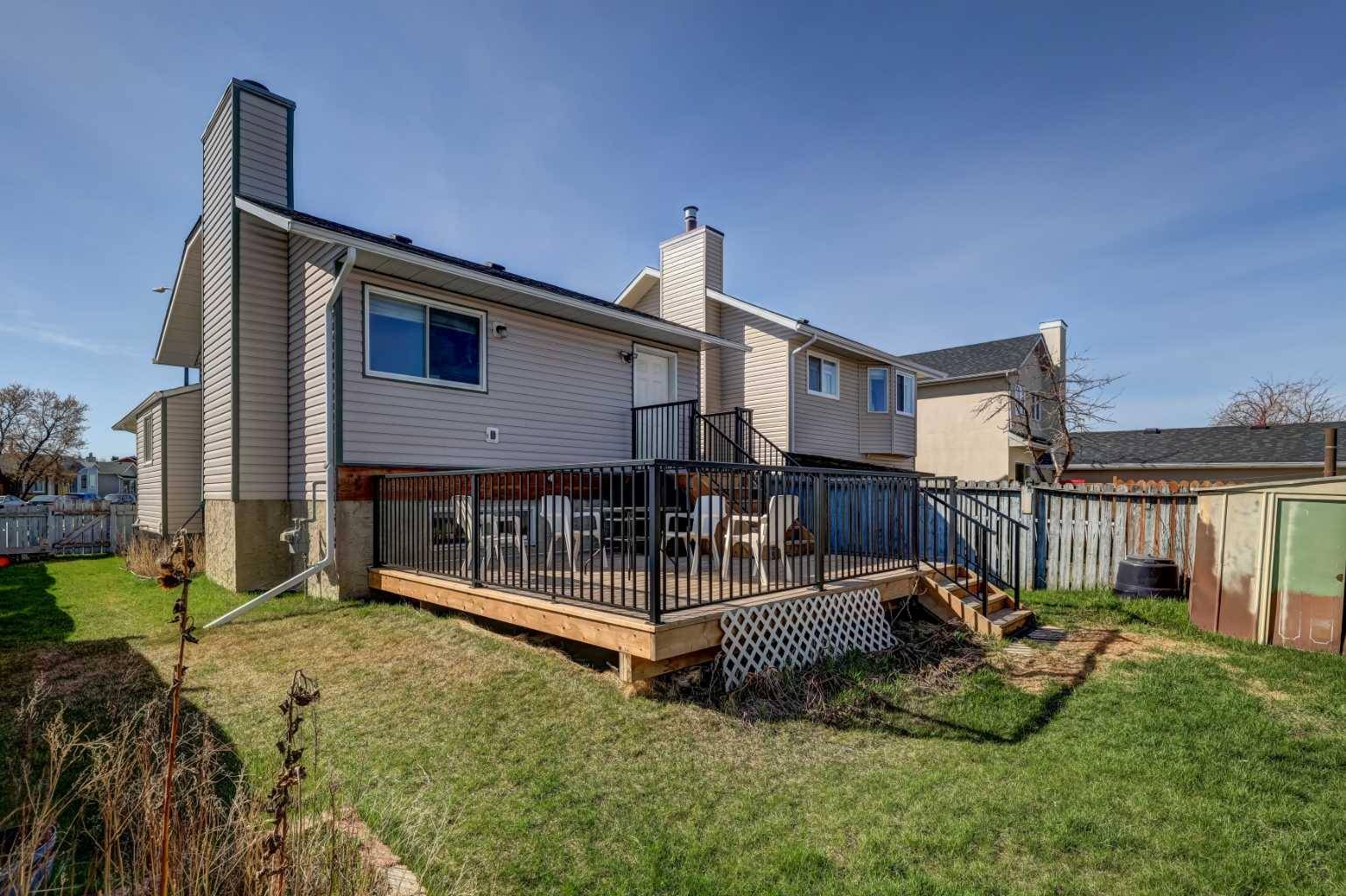 Calgary, AB T3j 2v3,124 Martindale Close NE