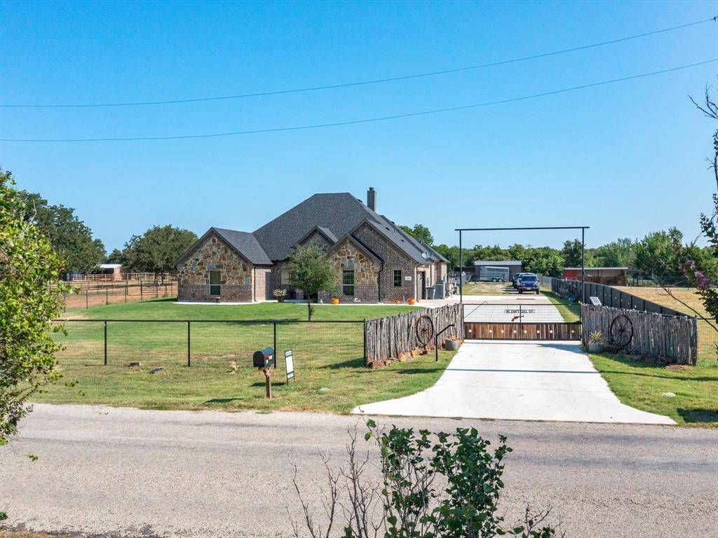 Paradise, TX 76073,294 County Road 3386