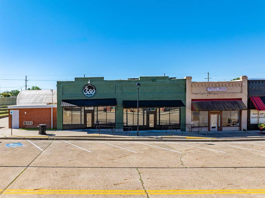 Idabel, OK 74745,14 W Main Street