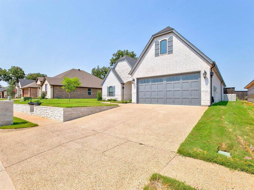 Granbury, TX 76048,1023 Anna Circle