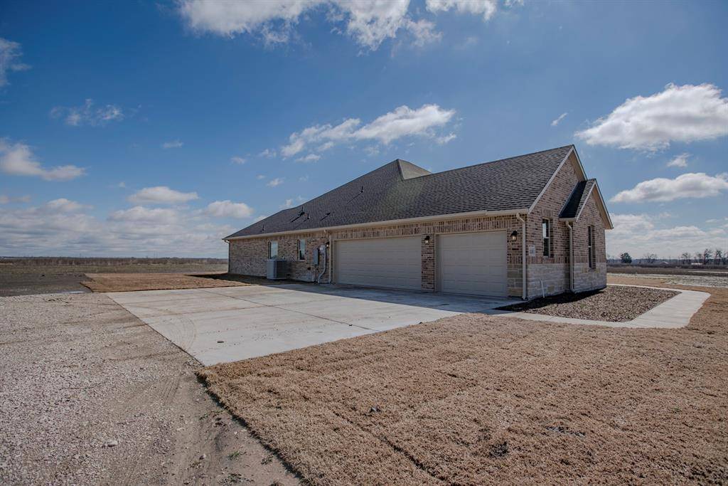 Leonard, TX 75452,1110 County Road 4855