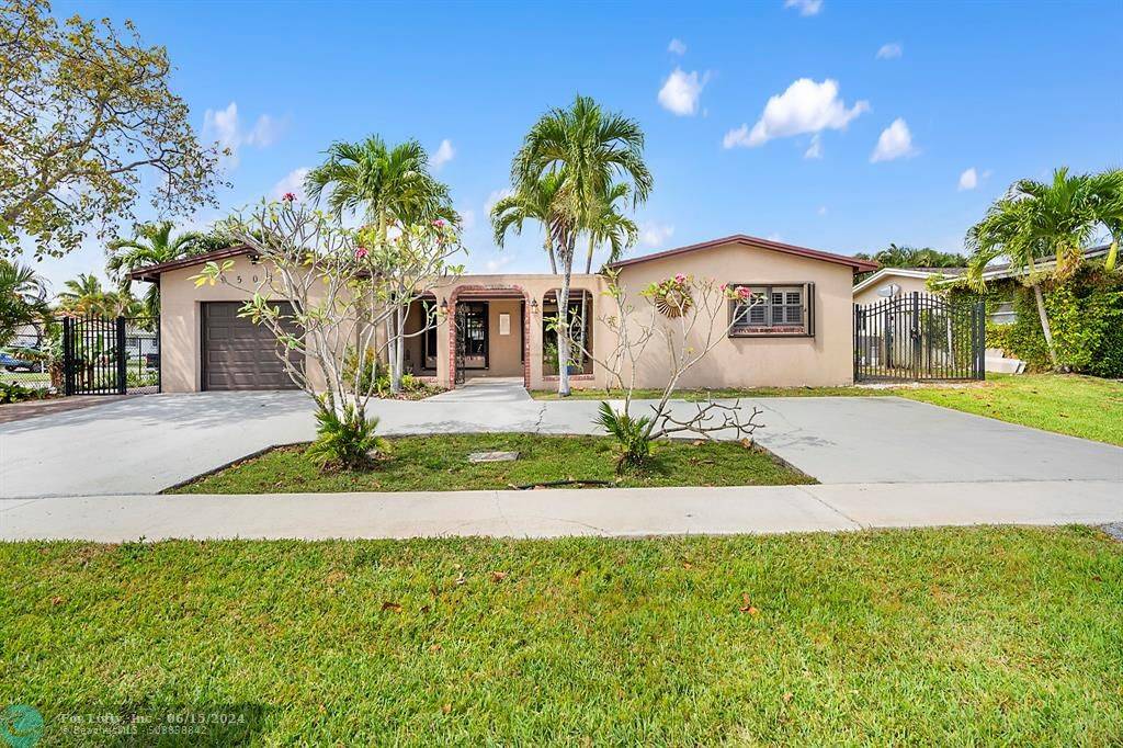 Pembroke Pines, FL 33024,9501 NW 3rd St