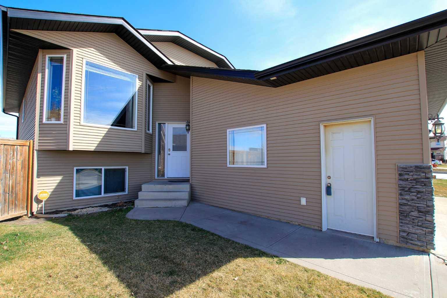 Red Deer, AB T4R 3N1,60 Isaacson CRES