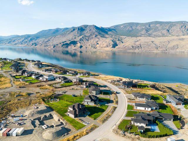 Kamloops, BC V1S 0B3,128 LAKE POINT COURT