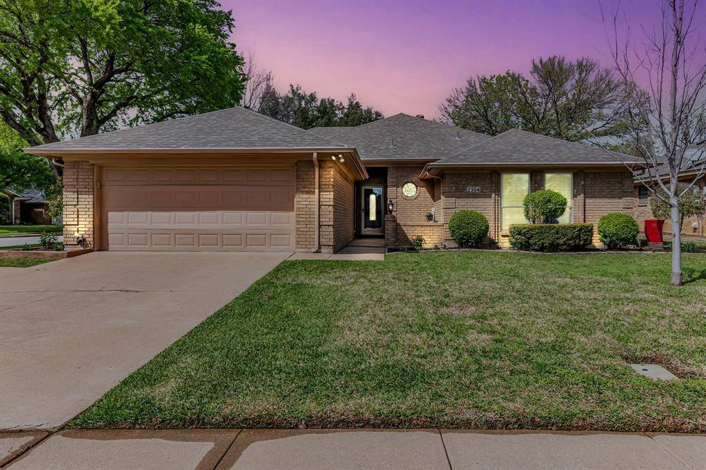 Euless, TX 76040,2304 Christopher Lane