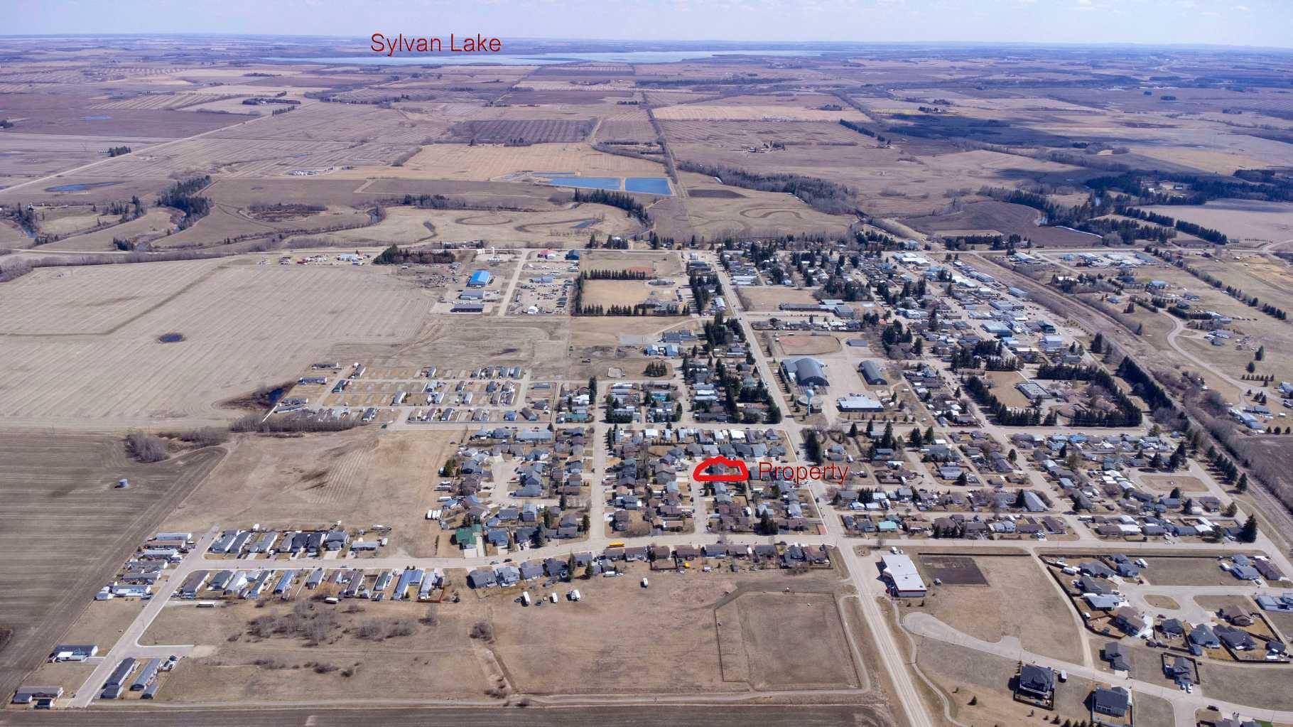 Eckville, AB T0M 0X0,5215 55 AVE