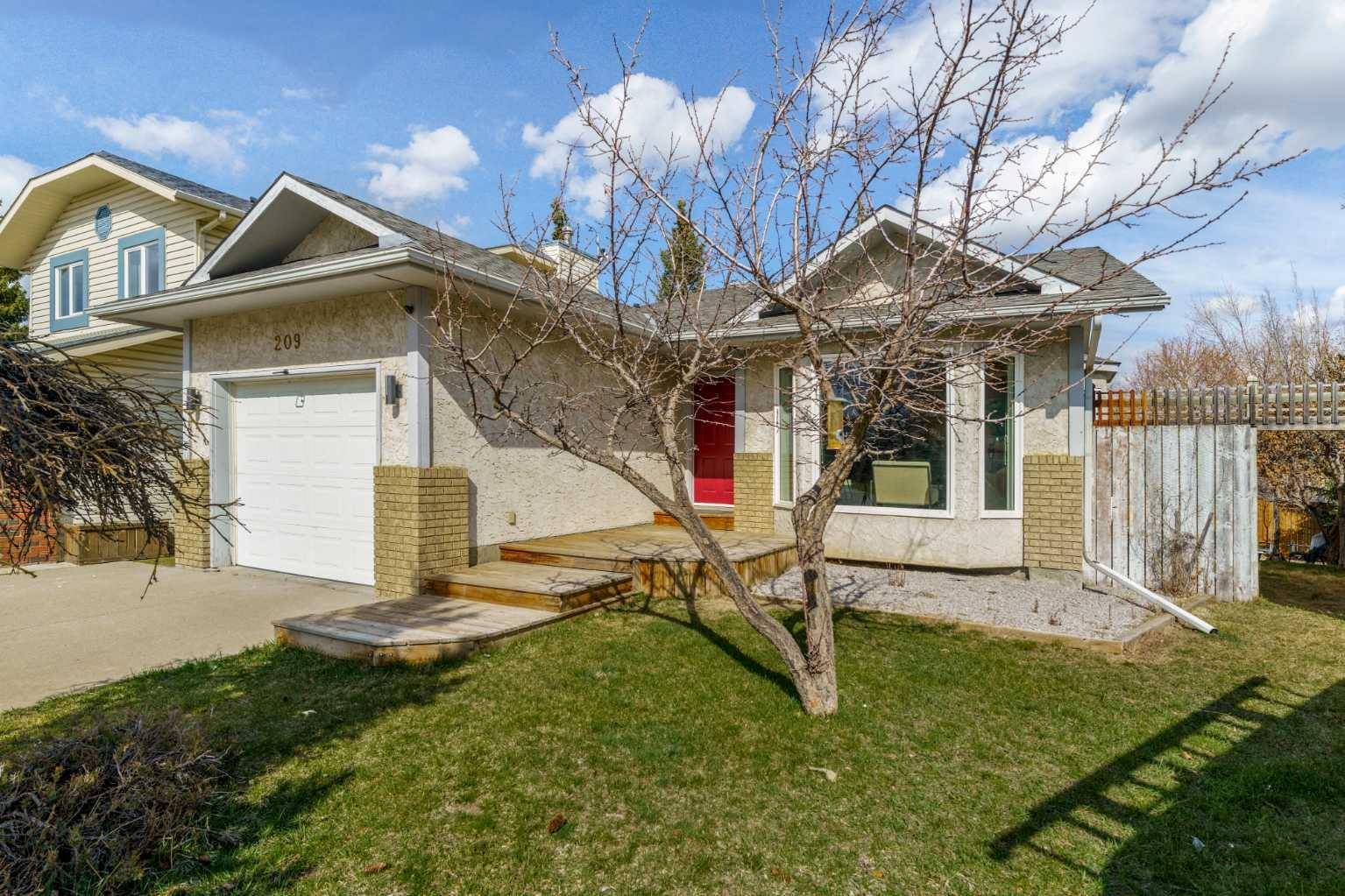 Okotoks, AB T1S 1H4,209 Welch PL