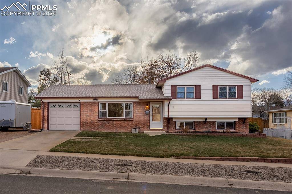 Colorado Springs, CO 80909,1424 Monteagle ST