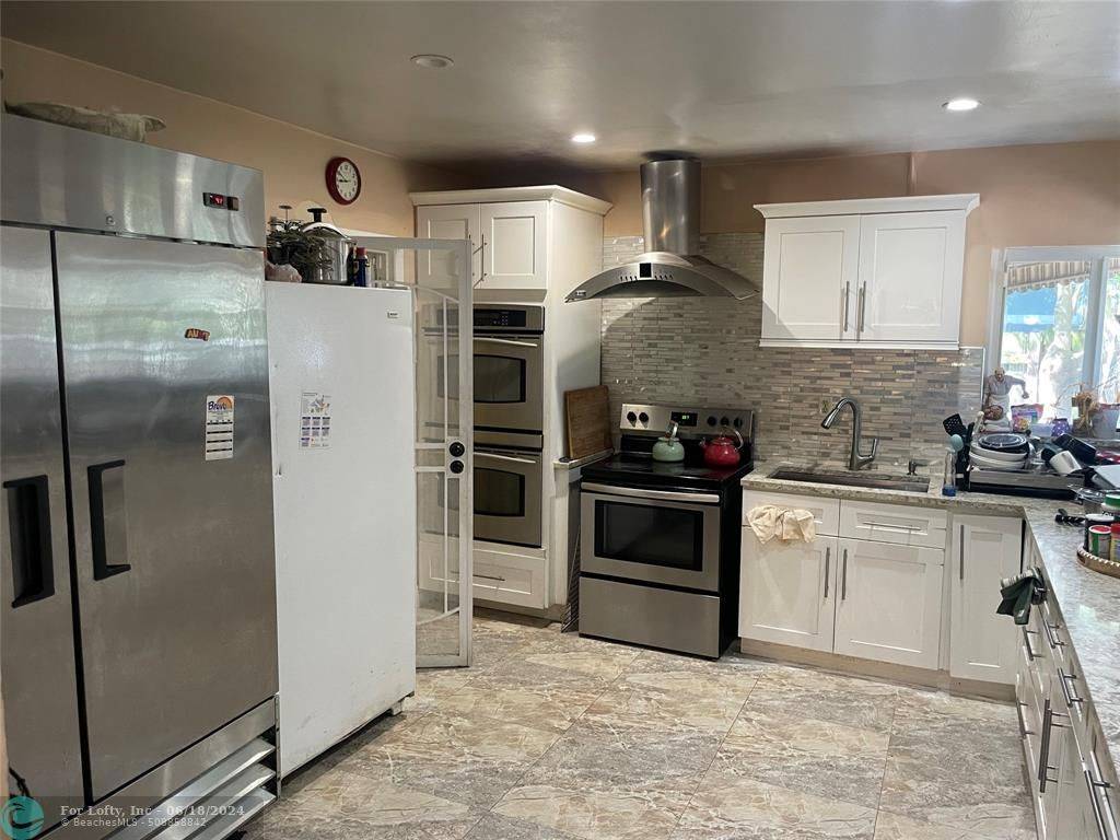 North Miami Beach, FL 33162,1041 NE 178th Terrace