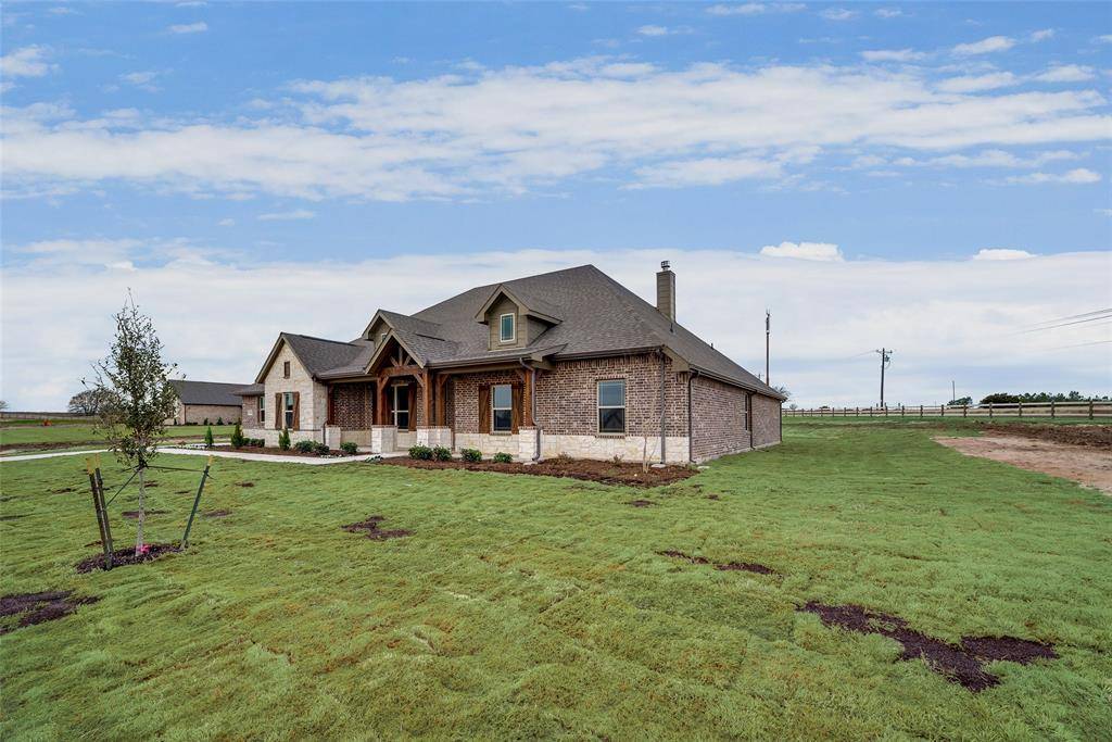 Godley, TX 76044,100 Gray Fox Drive