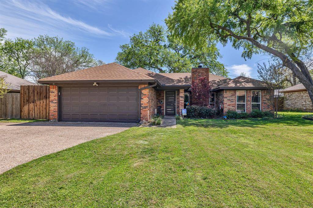 Burleson, TX 76028,120 NE Shady Oaks Drive