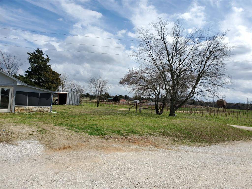 Whitesboro, TX 76273,563 CR 176