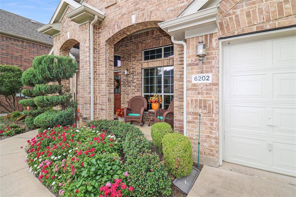 Arlington, TX 76001,6202 Laurel Oak Lane