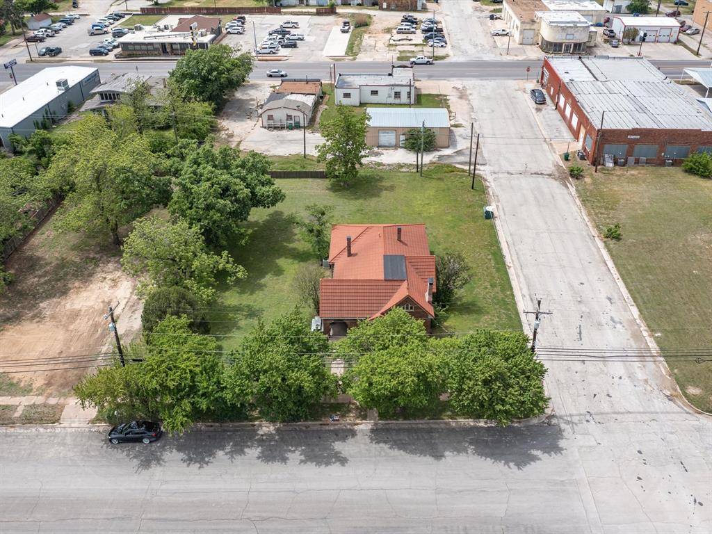 Bowie, TX 76230,200 E Tarrant Street