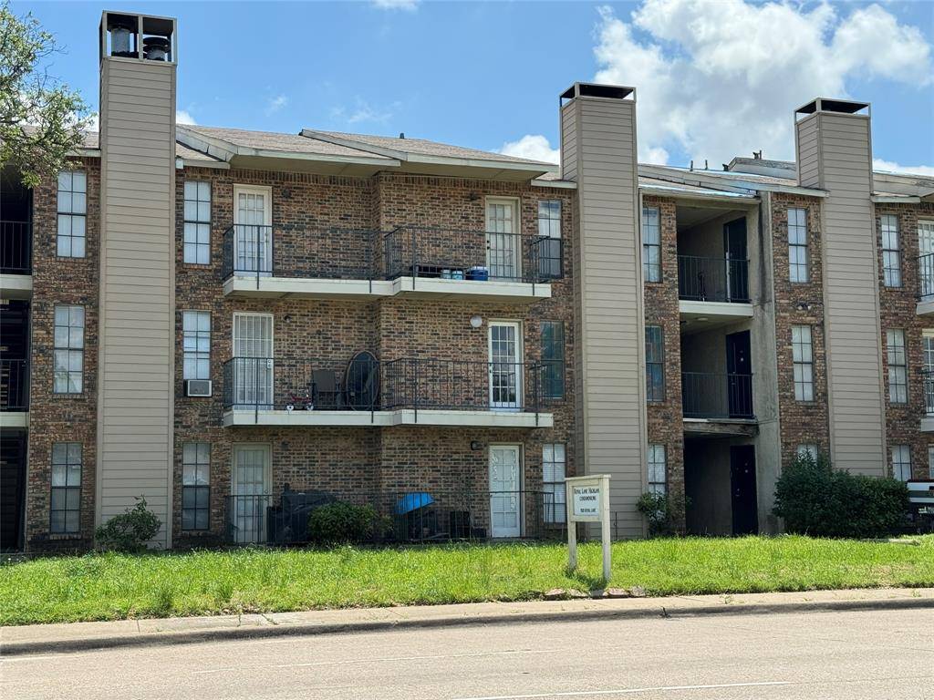 Dallas, TX 75243,9520 Royal Lane #216