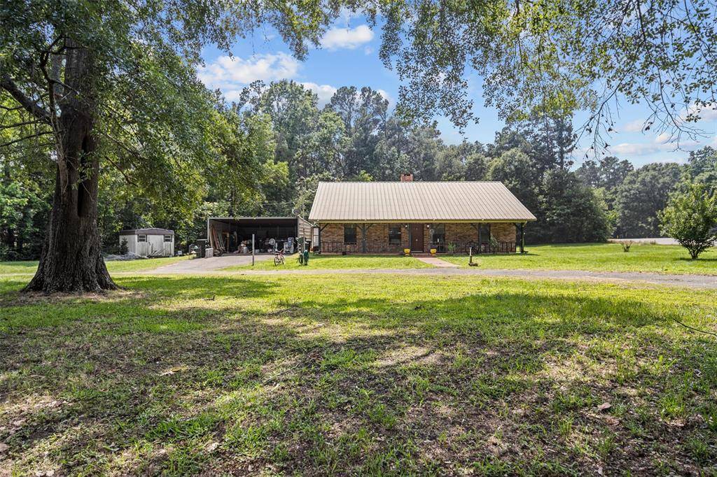 Nacogdoches, TX 75961,152 County Road 411